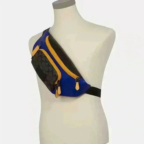 Coach Track Belt Bag In Colorblock Signature Canvas - Picture 2 of 7